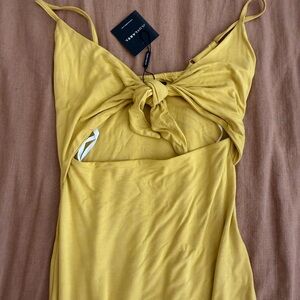 Jluxlable Yellow Tie-Front Dress